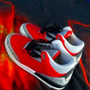 Jordan 3 size 7